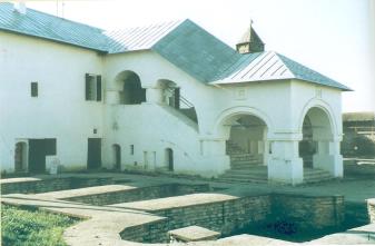 Приказная палата. Вид на северный после реставрации 1993 г. Фото 2000 г.