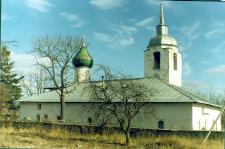 Церковь Петра и Павла. XVI в. Вид с северо-запада. Фото А.Смирнова. 2001 г.