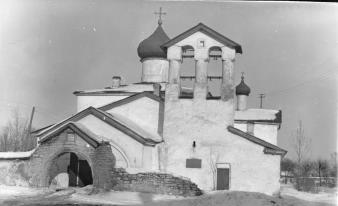 Вид с запада. Фото Б.Скобельцына. 1981 г.