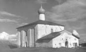 Церковь Козьмы и Дамиана. Вид с северо-западной стороны. Фото В.Лебедевой. 1972 г.