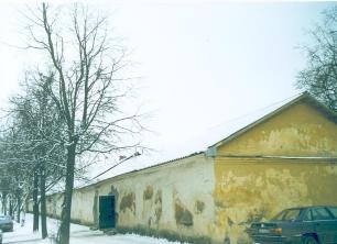 Дом Ямского первый. 90-е годы  XVII в. Фото 1999 г.  г.Псков, ул.Воровского, д.6.