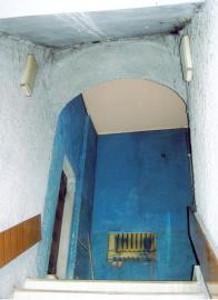 г.Псков, Кремль, 6.  Консистория. 1853 г.; 1871 г.  Фрагмент интерьера лестничной клетки.  Фото май 2007 г.